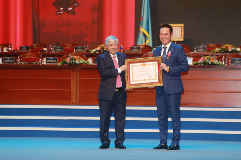 Anh Đặng Hồng Anh tái nhiệm Chủ tịch Hội Doanh nhân trẻ Việt Nam khóa 7